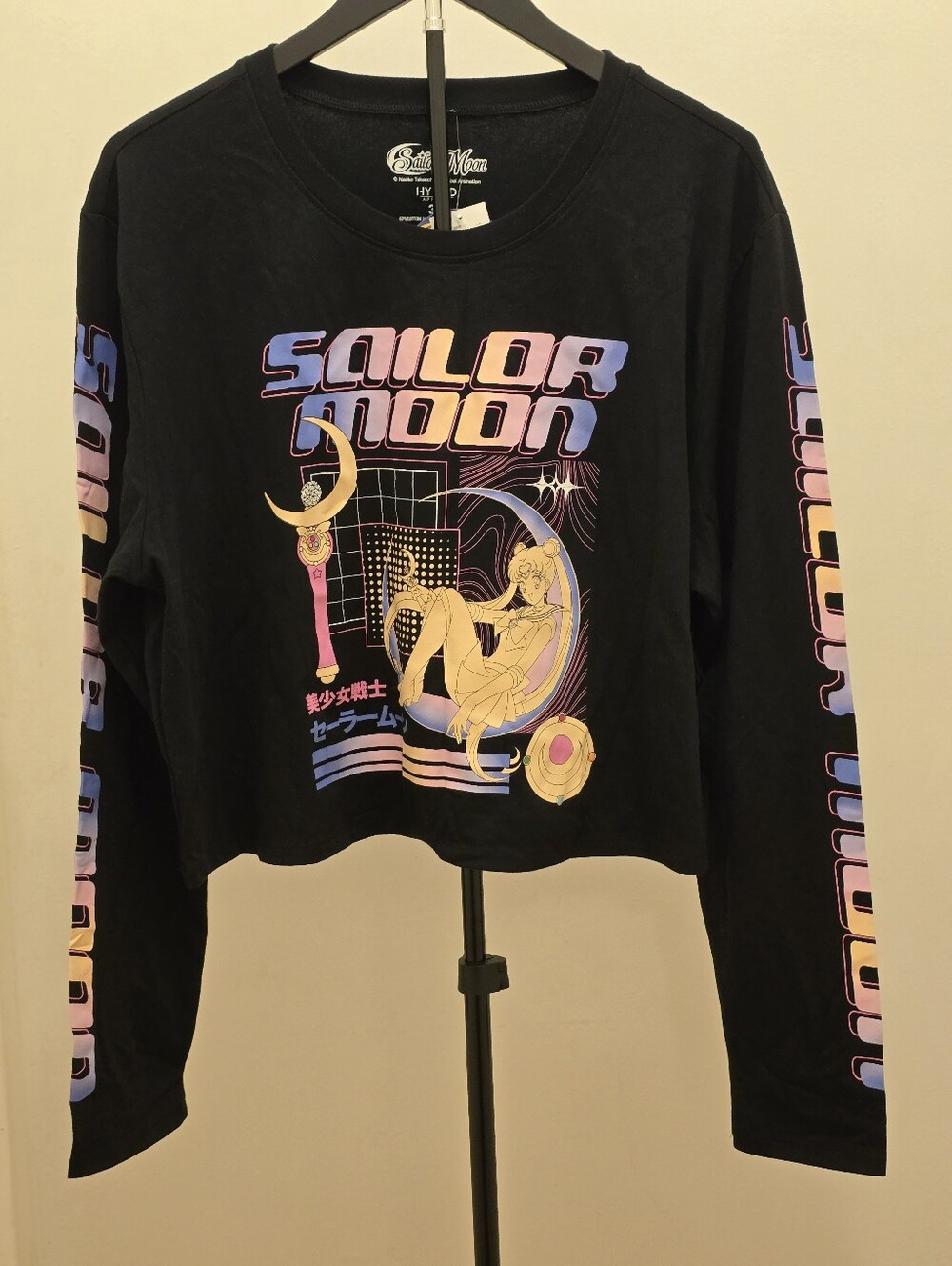 Pretty Guardian Sailor Moon Longsleeved Crop shirt - Size 3X -Juniors -Hot Topic - Picture 1 of 9